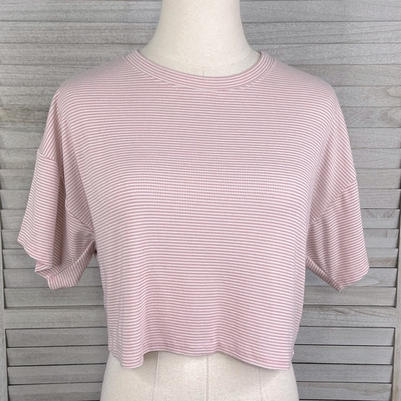 FOREVER 21 Cropped Tee Pink/White Stripe-Medium - Picture 1 of 3